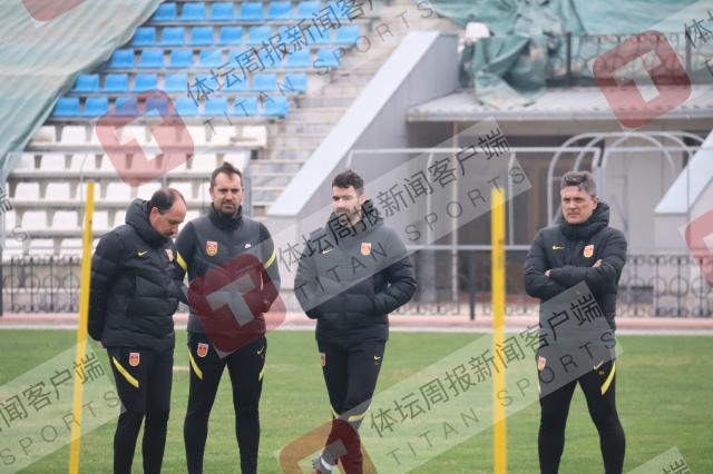 开云官网-安东尼奥祭出克韩大法：像狼一样咬住韩国队边翼